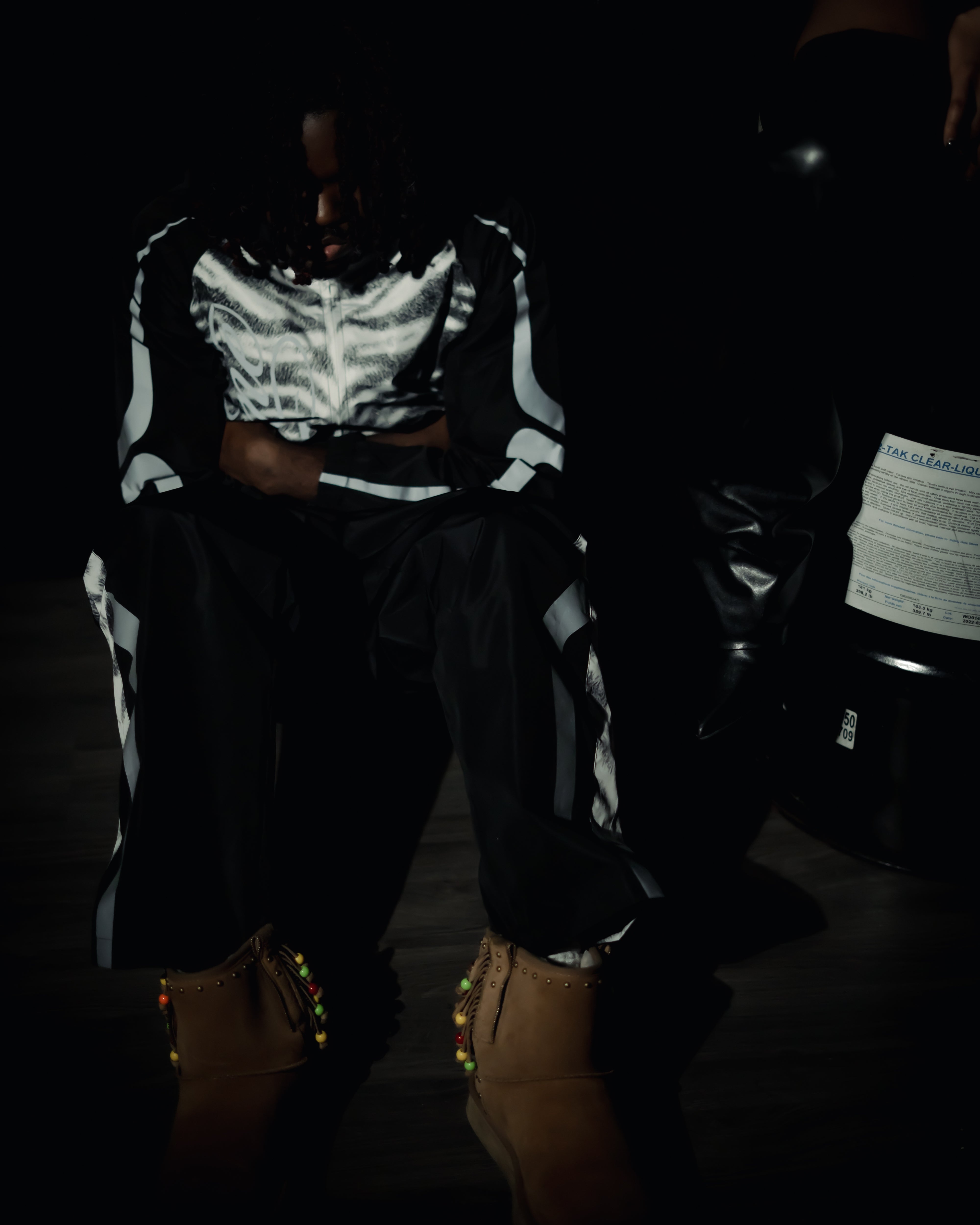 CAPONEORG ATR TIGER TRACK TOP [BLACK]